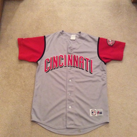 Vintage reds jersey Clearance